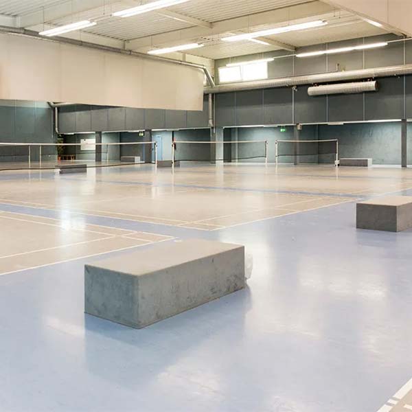 Badminton